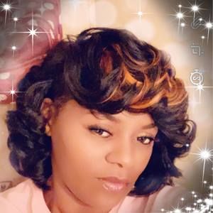 Meet your Posher, Hisqueen